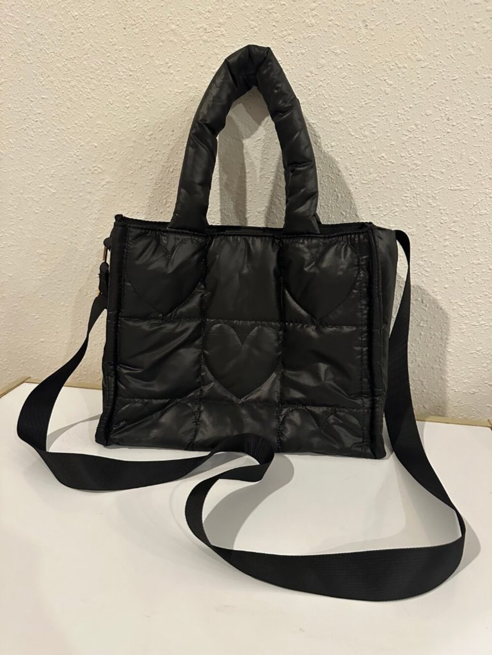 Like Dreams Black Quilted Puffer Heart Tote Bag Crossbody Like New